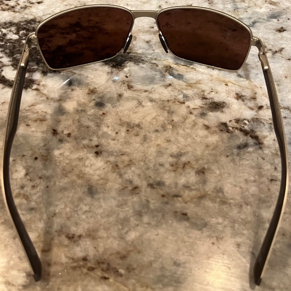 Maui Jim BACKSWING Polarized Sunglasses 709-16A Gold/Bronze Glass MSRP $349 New - Picture 13 of 16